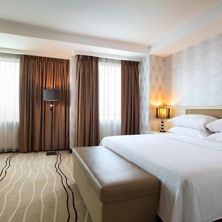 Four Points By Sheraton Medan Zewnętrze zdjęcie