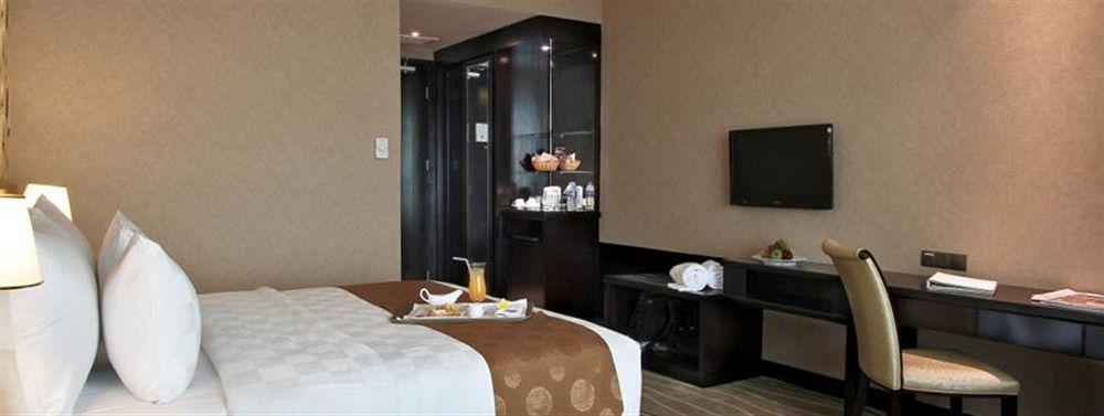Four Points By Sheraton Medan Zewnętrze zdjęcie