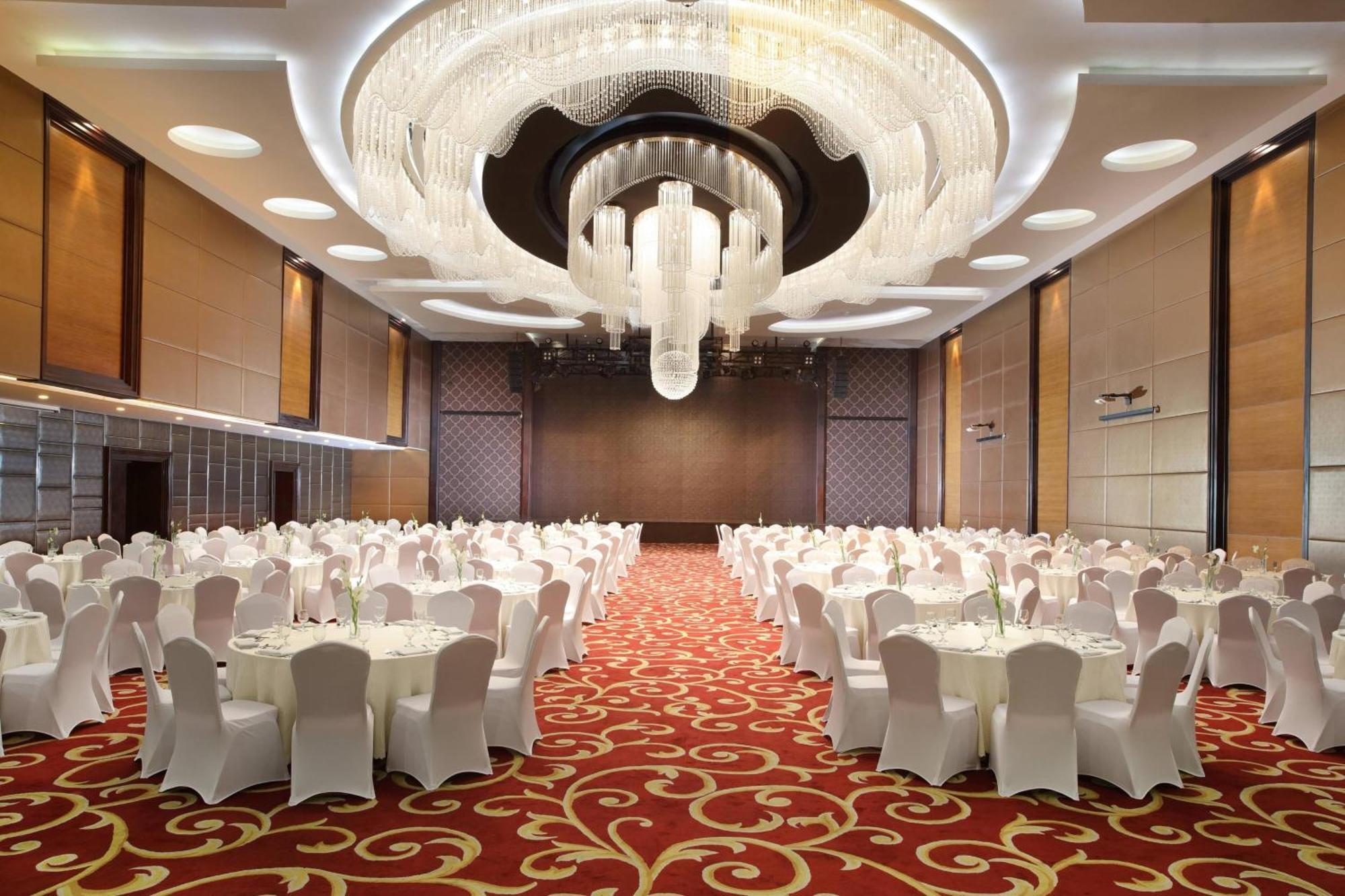 Four Points By Sheraton Medan Zewnętrze zdjęcie