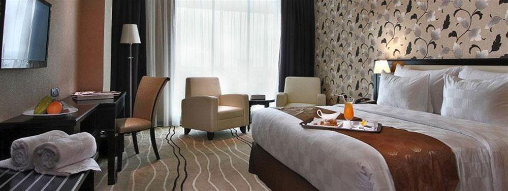Four Points By Sheraton Medan Zewnętrze zdjęcie
