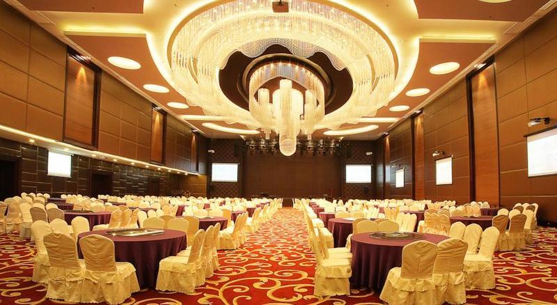 Four Points By Sheraton Medan Zewnętrze zdjęcie