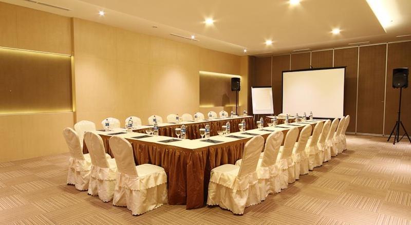 Four Points By Sheraton Medan Zewnętrze zdjęcie